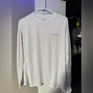 Columbia XL long sleeve t-shirt